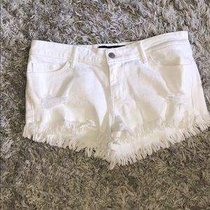 Cute white denim shorts